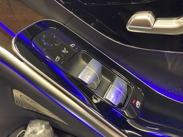 Ｓクラス Ｓ５００　４マチックロング　弊社元デモカー　新車保証継承　ステアリングヒーター　エアバランスパッケージ　シートベンチレーター　パノラミックスライディングルーフ　ＭＢＵＸ　ＡＲナビゲーション　スマートフォン連動機能（67枚目）