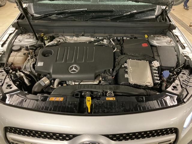 ＧＬＢ ＧＬＢ２００ｄ　ＡＭＧライン　認定中古車　ＡＭＧライン　レザーＤＩＮＡＭＩＣＡシート　アンビエントライト　３６０度カメラ　純正ナビ　ディーゼル車両　電動パワーシート　シートヒーター　ＭＢＵＸ　ＥＴＣ　純正ドラレコ　７人乗リ（23枚目）
