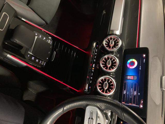 ＧＬＢ ＧＬＢ２００ｄ　ＡＭＧライン　認定中古車　ＡＭＧライン　レザーＤＩＮＡＭＩＣＡシート　アンビエントライト　３６０度カメラ　純正ナビ　ディーゼル車両　電動パワーシート　シートヒーター　ＭＢＵＸ　ＥＴＣ　純正ドラレコ　７人乗リ（39枚目）