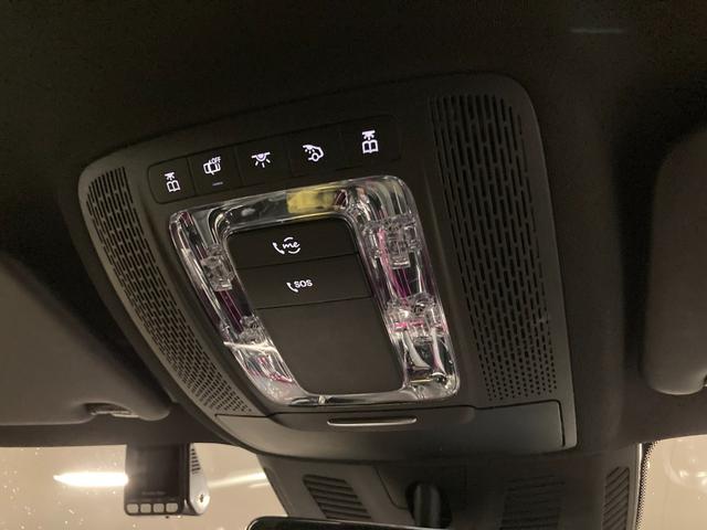 ＧＬＢ ＧＬＢ２００ｄ　ＡＭＧライン　認定中古車　ＡＭＧライン　レザーＤＩＮＡＭＩＣＡシート　アンビエントライト　３６０度カメラ　純正ナビ　ディーゼル車両　電動パワーシート　シートヒーター　ＭＢＵＸ　ＥＴＣ　純正ドラレコ　７人乗リ（46枚目）