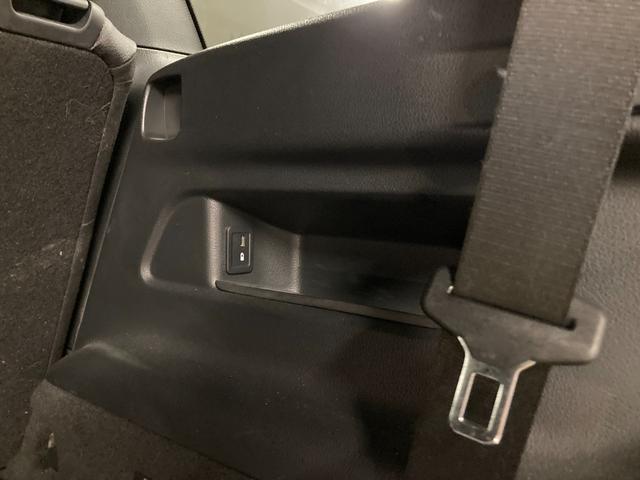 ＧＬＢ ＧＬＢ２００ｄ　ＡＭＧライン　認定中古車　ＡＭＧライン　レザーＤＩＮＡＭＩＣＡシート　アンビエントライト　３６０度カメラ　純正ナビ　ディーゼル車両　電動パワーシート　シートヒーター　ＭＢＵＸ　ＥＴＣ　純正ドラレコ　７人乗リ（64枚目）