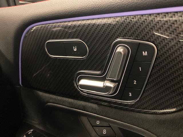 ＧＬＢ ＧＬＢ１８０　ＡＭＧラインパッケージ　元弊社デモカー　ＡＭＧラインパッケージ　３６０°カメラシステム　メモリー付きパワーシート　ワイヤレスチャージング　フットトランクオープナー　アダプティブダンピングシステム付サスペンション（8枚目）