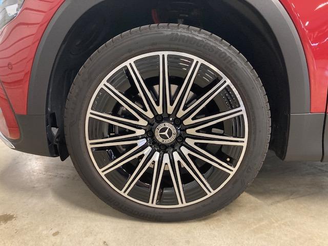 ＧＬＢ ＧＬＢ１８０　ＡＭＧラインパッケージ　元弊社デモカー　ＡＭＧラインパッケージ　３６０°カメラシステム　メモリー付きパワーシート　ワイヤレスチャージング　フットトランクオープナー　アダプティブダンピングシステム付サスペンション（17枚目）