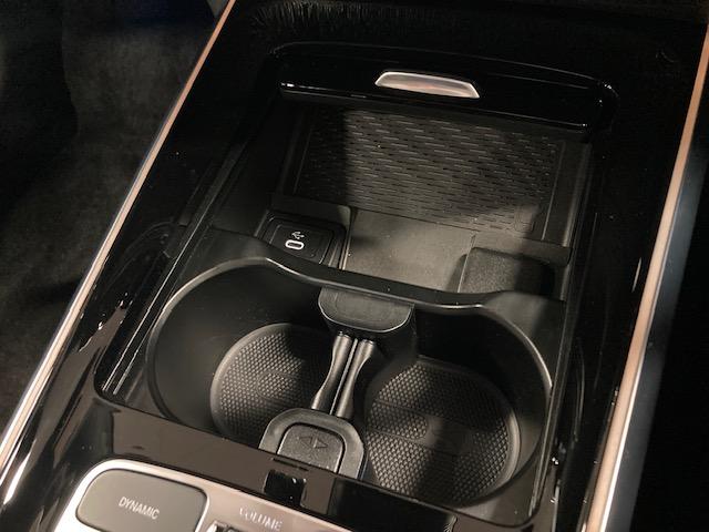 ＧＬＢ ＧＬＢ１８０　ＡＭＧラインパッケージ　元弊社デモカー　ＡＭＧラインパッケージ　３６０°カメラシステム　メモリー付きパワーシート　ワイヤレスチャージング　フットトランクオープナー　アダプティブダンピングシステム付サスペンション（31枚目）