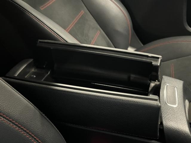 ＧＬＢ ＧＬＢ２００ｄ　４マチック　ＡＭＧラインパッケージ　認定中古車　禁煙車　レーダーセーフティパッケージ　３６０度カメラ　ＡＭＧライン　スポーツシート　スポーツステアリング　アンビエントライト　認定中古車保証　メモリー付きパワーシート　シートヒーター（16枚目）