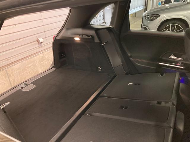 Ｂクラス Ｂ２００ｄ　ＡＭＧライン　認定中古車　禁煙者　レーダーセーフティパッケージ　ＭＢＵＸ　メルセデスミーコネクト　スポーツシート　スポーツステアリング　有償カラー　メモリー付きパワーシート　シートヒーター　ブラインドスポットアシス（13枚目）