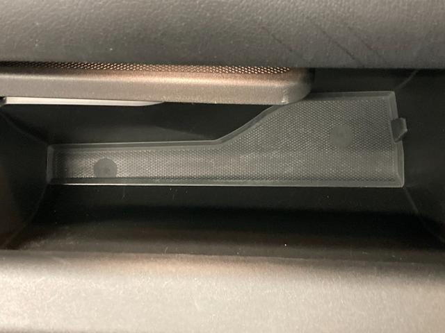 Ｂクラス Ｂ２００ｄ　ＡＭＧライン　認定中古車　禁煙者　レーダーセーフティパッケージ　ＭＢＵＸ　メルセデスミーコネクト　スポーツシート　スポーツステアリング　有償カラー　メモリー付きパワーシート　シートヒーター　ブラインドスポットアシス（37枚目）