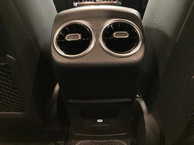 CLAクラス シューティングブレーク CLA200d シューティングブレークAMGラインP 新車保証継承 認定中古車 デモカー AMGラインパッケージ 360°カメラ メモリー付きパワーシート ブラインドスポットアシスト スペクトラルブルー(有償カラー) レーンキープアシスト(14枚目)