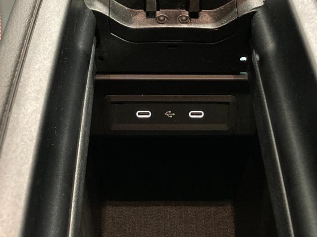 CLAクラス シューティングブレーク CLA200d シューティングブレークAMGラインP 新車保証継承 認定中古車 デモカー AMGラインパッケージ 360°カメラ メモリー付きパワーシート ブラインドスポットアシスト スペクトラルブルー(有償カラー) レーンキープアシスト(17枚目)