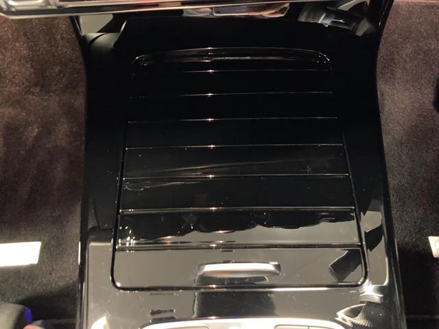 CLAクラス シューティングブレーク CLA200d シューティングブレークAMGラインP 新車保証継承 認定中古車 デモカー AMGラインパッケージ 360°カメラ メモリー付きパワーシート ブラインドスポットアシスト スペクトラルブルー(有償カラー) レーンキープアシスト(19枚目)