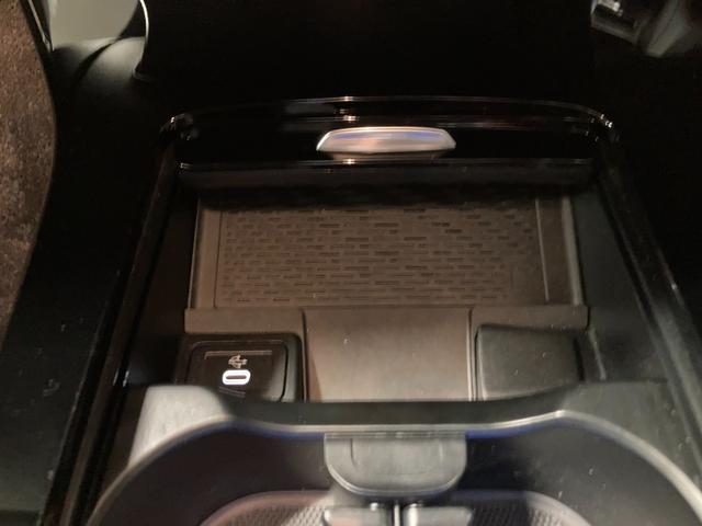 CLAクラス シューティングブレーク CLA200d シューティングブレークAMGラインP 新車保証継承 認定中古車 デモカー AMGラインパッケージ 360°カメラ メモリー付きパワーシート ブラインドスポットアシスト スペクトラルブルー(有償カラー) レーンキープアシスト(21枚目)