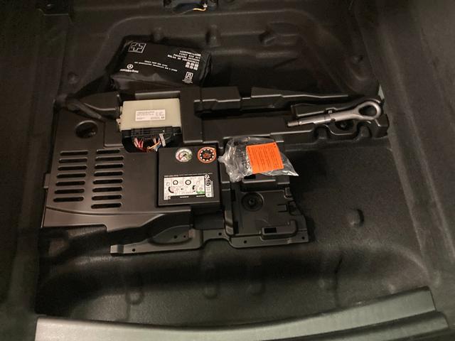 CLAクラス シューティングブレーク CLA200d シューティングブレークAMGラインP 新車保証継承 認定中古車 デモカー AMGラインパッケージ 360°カメラ メモリー付きパワーシート ブラインドスポットアシスト スペクトラルブルー(有償カラー) レーンキープアシスト(50枚目)