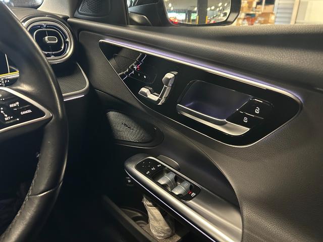 Cクラスステーションワゴン C200ステーションワゴン アバンギャルド 認定中古車保証付き 360°カメラシステム MBUXARナビ ドライブレコーダー アクティブレーンキーピングアシスト アクティブレーンチェンジングアシスト アンビエントライト メモリー付きパワーシート(12枚目)