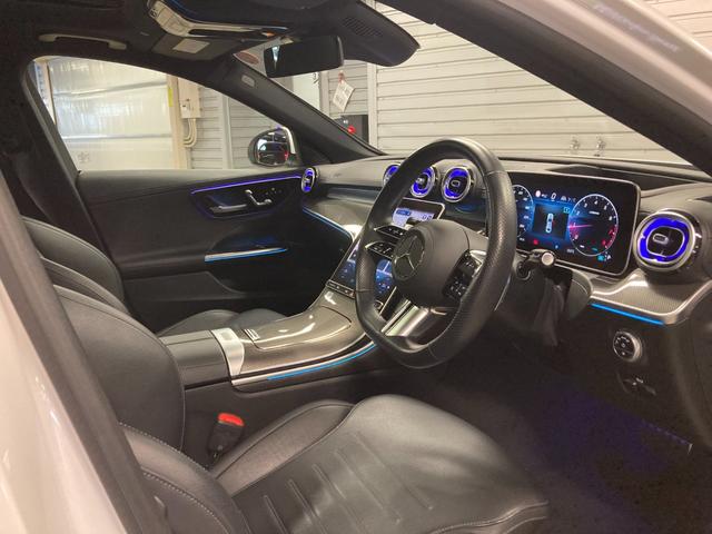 Cクラス C200 4マチックアバンギャルド AMGライン 新車保証継続 認定中古車 デモカー AMGラインパッケージ 360°カメラシステム  サンルーフ 4輪駆動 ヘッドアップディスプレイ オパリスホワイト(有償カラー) メモリー付きパワーシート(6枚目)