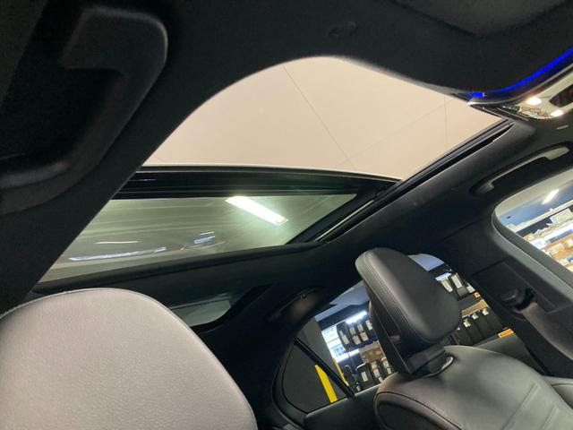 Cクラス C200 4マチックアバンギャルド AMGライン 新車保証継続 認定中古車 デモカー AMGラインパッケージ 360°カメラシステム  サンルーフ 4輪駆動 ヘッドアップディスプレイ オパリスホワイト(有償カラー) メモリー付きパワーシート(11枚目)