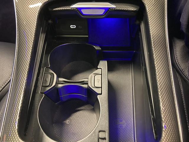 Cクラス C200 4マチックアバンギャルド AMGライン 新車保証継続 認定中古車 デモカー AMGラインパッケージ 360°カメラシステム  サンルーフ 4輪駆動 ヘッドアップディスプレイ オパリスホワイト(有償カラー) メモリー付きパワーシート(35枚目)