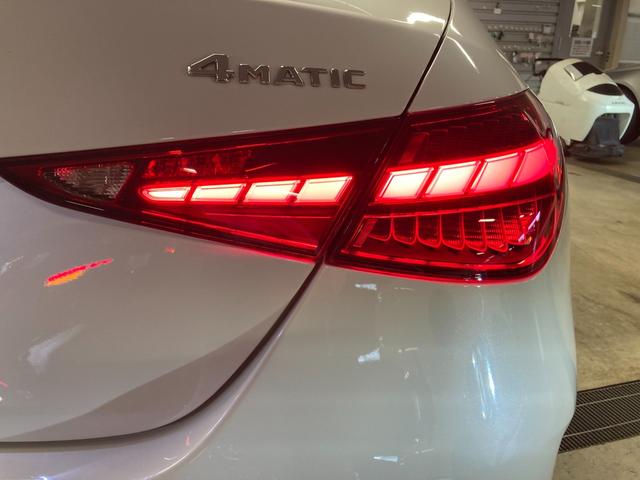 Cクラス C200 4マチックアバンギャルド AMGライン 新車保証継続 認定中古車 デモカー AMGラインパッケージ 360°カメラシステム  サンルーフ 4輪駆動 ヘッドアップディスプレイ オパリスホワイト(有償カラー) メモリー付きパワーシート(61枚目)