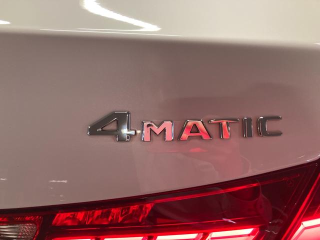 Cクラス C200 4マチックアバンギャルド AMGライン 新車保証継続 認定中古車 デモカー AMGラインパッケージ 360°カメラシステム  サンルーフ 4輪駆動 ヘッドアップディスプレイ オパリスホワイト(有償カラー) メモリー付きパワーシート(63枚目)