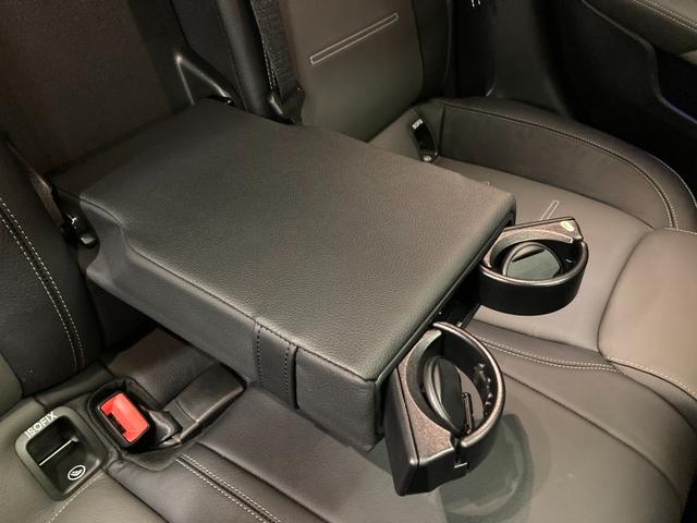 Aクラスセダン A200dセダンAMGレザエクスクルーシブパッケージ 認定中古車 デモカー AMGラインパッケージ 360°カメラシステム サンルーム ヘッドアップディスプレ ブランドロゴプロジェクター コスモスブラック(有償カラー) シートヒーター(12枚目)