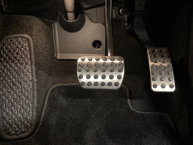 Aクラスセダン A200dセダンAMGレザエクスクルーシブパッケージ 認定中古車 デモカー AMGラインパッケージ 360°カメラシステム サンルーム ヘッドアップディスプレ ブランドロゴプロジェクター コスモスブラック(有償カラー) シートヒーター(29枚目)