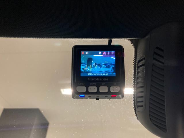 Aクラスセダン A200dセダンAMGレザエクスクルーシブパッケージ 認定中古車 デモカー AMGラインパッケージ 360°カメラシステム サンルーム ヘッドアップディスプレ ブランドロゴプロジェクター コスモスブラック(有償カラー) シートヒーター(41枚目)