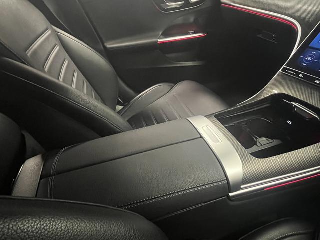 Ｃクラス Ｃ２００アバンギャルド　ＡＭＧラインパッケージ　認定中古車２年保証　レザーエクスクルーシブパッケージ　ＡＭＧラインパッケージ　レーダーセーフティパッケージ　３６０°カメラシステム　アップルカープレイ　メモリー付きパワーシート（35枚目）