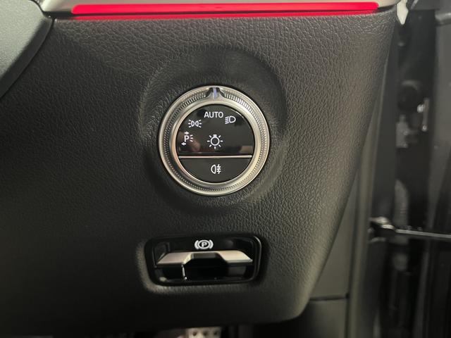 Ｃクラス Ｃ２００アバンギャルド　ＡＭＧラインパッケージ　認定中古車２年保証　レザーエクスクルーシブパッケージ　ＡＭＧラインパッケージ　レーダーセーフティパッケージ　３６０°カメラシステム　アップルカープレイ　メモリー付きパワーシート（56枚目）
