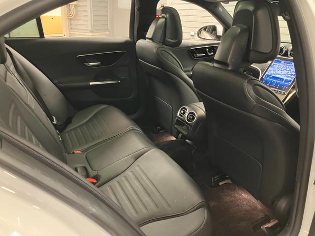 Cクラス C200アバンギャルド AMGラインパッケージ 認定中古車 レーダーセーフティPKG AMGライン レザーエクスクルーシブPKG パノラマ オパリスホワイト MBUX ヘッドアップディスプレイ 360度カメラ 自動開閉トランク ワイヤレスチャージャ(9枚目)