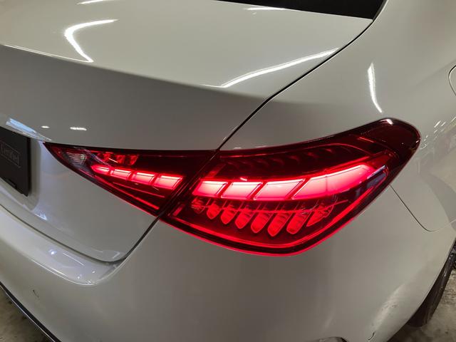 Cクラス C200アバンギャルド AMGラインパッケージ 認定中古車 レーダーセーフティPKG AMGライン レザーエクスクルーシブPKG パノラマ オパリスホワイト MBUX ヘッドアップディスプレイ 360度カメラ 自動開閉トランク ワイヤレスチャージャ(34枚目)