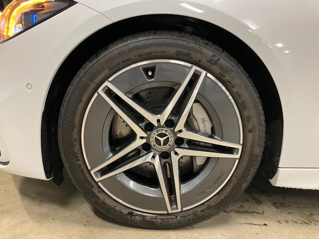 Cクラス C200アバンギャルド AMGラインパッケージ 認定中古車 レーダーセーフティPKG AMGライン レザーエクスクルーシブPKG パノラマ オパリスホワイト MBUX ヘッドアップディスプレイ 360度カメラ 自動開閉トランク ワイヤレスチャージャ(55枚目)