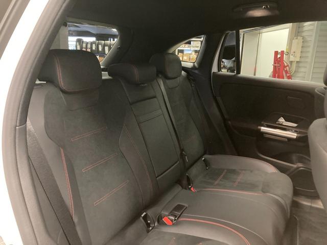 ＥＱＡ ＥＱＡ２５０＋　ＡＭＧラインパッケージ　新車保証継承　弊社デモカー　３６０°カメラ　ワイヤレスチャージャー　フットトランクオープナー　メモリー付きパワーシート　シートヒーター　アンビエントライト（６４色）　純正前後ドライブレコーダー（9枚目）