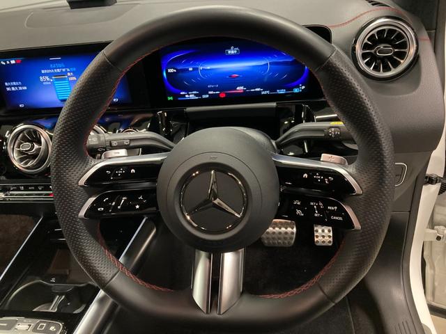 ＥＱＡ ＥＱＡ２５０＋　ＡＭＧラインパッケージ　新車保証継承　弊社デモカー　３６０°カメラ　ワイヤレスチャージャー　フットトランクオープナー　メモリー付きパワーシート　シートヒーター　アンビエントライト（６４色）　純正前後ドライブレコーダー（14枚目）