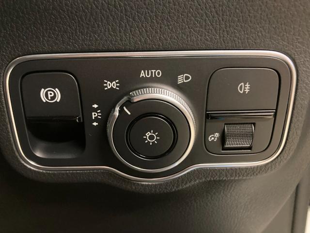 ＥＱＡ ＥＱＡ２５０＋　ＡＭＧラインパッケージ　新車保証継承　弊社デモカー　３６０°カメラ　ワイヤレスチャージャー　フットトランクオープナー　メモリー付きパワーシート　シートヒーター　アンビエントライト（６４色）　純正前後ドライブレコーダー（19枚目）