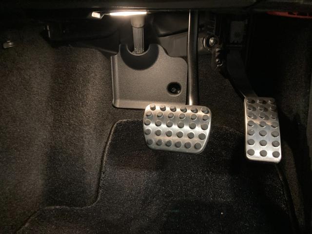 ＥＱＡ ＥＱＡ２５０＋　ＡＭＧラインパッケージ　新車保証継承　弊社デモカー　３６０°カメラ　ワイヤレスチャージャー　フットトランクオープナー　メモリー付きパワーシート　シートヒーター　アンビエントライト（６４色）　純正前後ドライブレコーダー（20枚目）