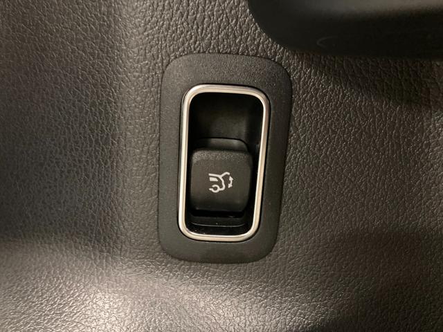 ＥＱＡ ＥＱＡ２５０＋　ＡＭＧラインパッケージ　新車保証継承　弊社デモカー　３６０°カメラ　ワイヤレスチャージャー　フットトランクオープナー　メモリー付きパワーシート　シートヒーター　アンビエントライト（６４色）　純正前後ドライブレコーダー（25枚目）