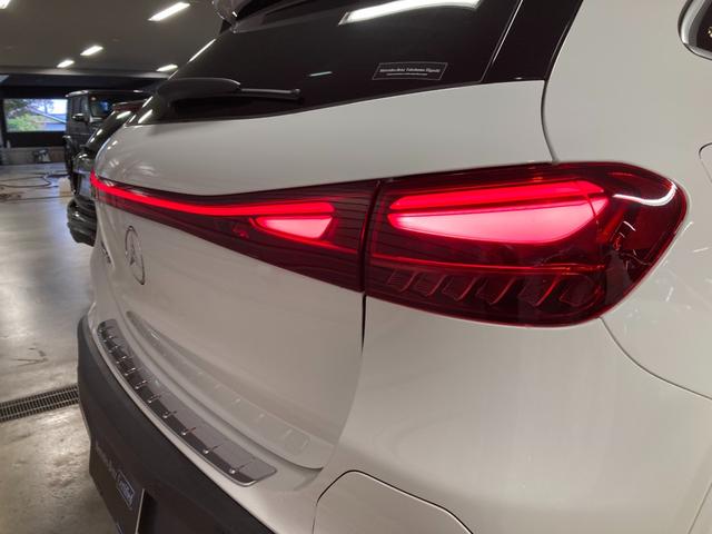 ＥＱＡ ＥＱＡ２５０＋　ＡＭＧラインパッケージ　新車保証継承　弊社デモカー　３６０°カメラ　ワイヤレスチャージャー　フットトランクオープナー　メモリー付きパワーシート　シートヒーター　アンビエントライト（６４色）　純正前後ドライブレコーダー（56枚目）