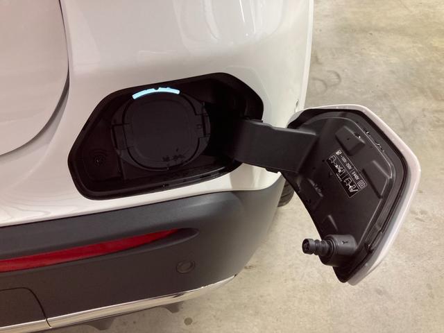 ＥＱＡ ＥＱＡ２５０＋　ＡＭＧラインパッケージ　新車保証継承　弊社デモカー　３６０°カメラ　ワイヤレスチャージャー　フットトランクオープナー　メモリー付きパワーシート　シートヒーター　アンビエントライト（６４色）　純正前後ドライブレコーダー（59枚目）