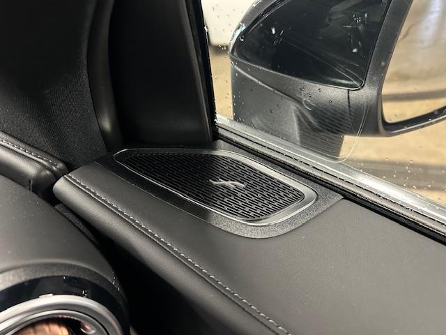 オートローンの他、オートリースも取り扱いがございます。様々なファイナンスを用いてお客様に最適なご提案をいたします。減価償却含めお気軽にお問合せください。