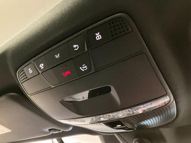 自動車保険に関してもお任せください。知識・経験豊富なスタッフが揃っておりますので万が一の際にきっとお役に立てるかと存じます。ブランド保険と併せて最適なご提案をいたします。