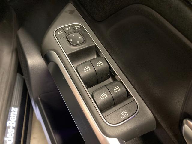 GLB GLB200d 4マチック AMGラインパッケージ 認定中古車保証付き AMGライン 360°カメラシステム 3列目シート ルーフレール デジタルコックピットディスプレイ フットトランクオープナー アンビエントライト(64色) ワイヤレスチャージング(24枚目)