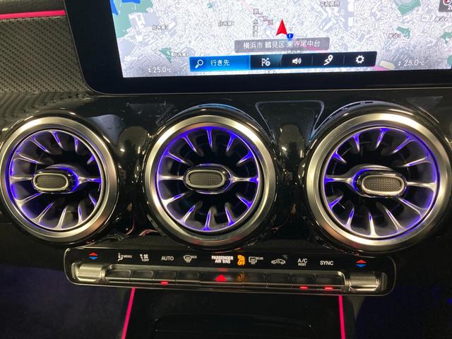 GLB GLB200d 4マチック AMGラインパッケージ 認定中古車保証付き AMGライン 360°カメラシステム 3列目シート ルーフレール デジタルコックピットディスプレイ フットトランクオープナー アンビエントライト(64色) ワイヤレスチャージング(41枚目)