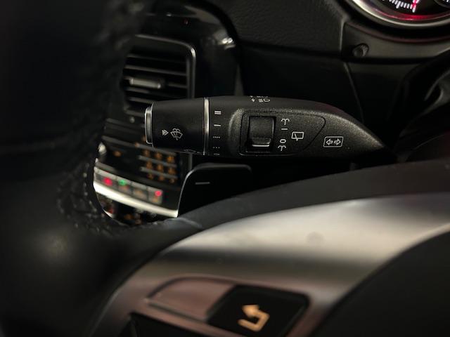 Gクラス G350d ヘリテージエディション 認定中古車 ライトアイボリー ディストロニック ブラインドスポット 18インチ専用AW ナイトPKG 本革シート サンルーフ 前席・後席シートヒーター 前席パワーシート センターコンソール専用プレート(23枚目)