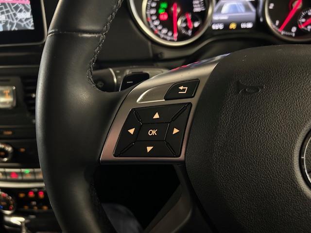 Gクラス G350d ヘリテージエディション 認定中古車 ライトアイボリー ディストロニック ブラインドスポット 18インチ専用AW ナイトPKG 本革シート サンルーフ 前席・後席シートヒーター 前席パワーシート センターコンソール専用プレート(55枚目)