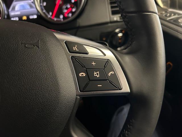 Gクラス G350d ヘリテージエディション 認定中古車 ライトアイボリー ディストロニック ブラインドスポット 18インチ専用AW ナイトPKG 本革シート サンルーフ 前席・後席シートヒーター 前席パワーシート センターコンソール専用プレート(60枚目)