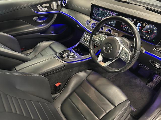 Eクラス E200 クーペ スポーツ 認定中古車 弊社ユーザー様お下取り レーダーセーフティPKG レザーPKG パノラマ オブシディアンブラック 前席パワーシート シートヒーター ブルメスターサウンド 360度カメラ(5枚目)