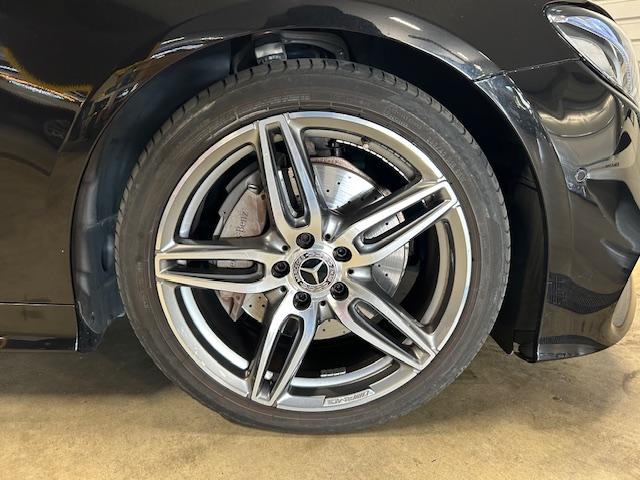 Eクラス E200 クーペ スポーツ 認定中古車 弊社ユーザー様お下取り レーダーセーフティPKG レザーPKG パノラマ オブシディアンブラック 前席パワーシート シートヒーター ブルメスターサウンド 360度カメラ(27枚目)