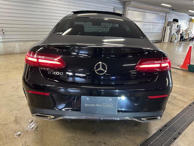 Eクラス E200 クーペ スポーツ 認定中古車 弊社ユーザー様お下取り レーダーセーフティPKG レザーPKG パノラマ オブシディアンブラック 前席パワーシート シートヒーター ブルメスターサウンド 360度カメラ(30枚目)