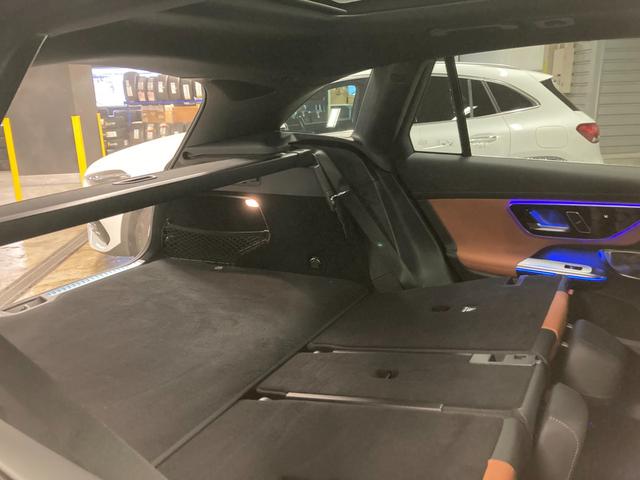 GLC GLC220d 4マチック ドライバーズパッケージ 元弊社デモカー ブラウン本革シート ブルメスター 360度カメラ シートベンチレーター シートヒーター 前後純正ドラレコ サンルーフ アンビエントライト ヘッドアップディスプレイ ETC MBUX(12枚目)