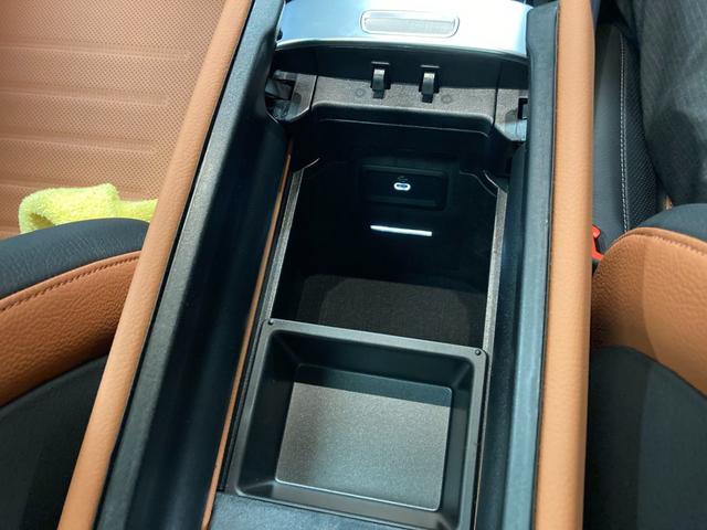 GLC GLC220d 4マチック ドライバーズパッケージ 元弊社デモカー ブラウン本革シート ブルメスター 360度カメラ シートベンチレーター シートヒーター 前後純正ドラレコ サンルーフ アンビエントライト ヘッドアップディスプレイ ETC MBUX(35枚目)
