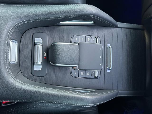 GLE GLE450d 4マチックスポーツ 認定中古車 サンルーフ シートベンチレーター エアサスペンション アンビエントライト ヘッドアップディスプレイ 本革シート 360度カメラ シートヒーター デジタルインナーミラー 温冷カップホルダー(29枚目)